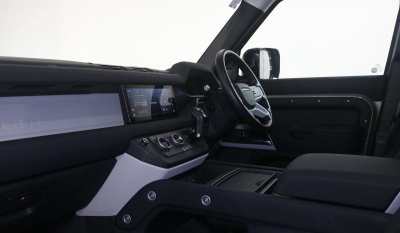 2021 Land Rover Defender 110 P300 SE full
