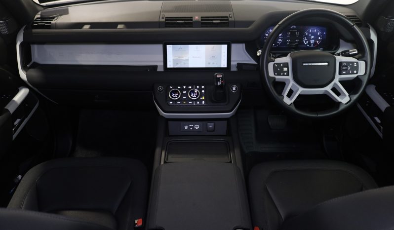 2021 Land Rover Defender 110 P300 SE full