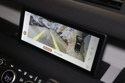 2021 Land Rover Defender 110 P300 SE full