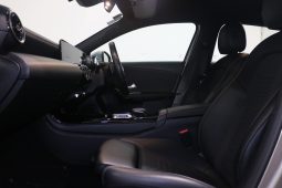 2020 Mercedes-Benz A180 full
