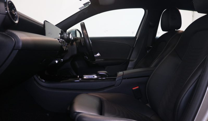 2020 Mercedes-Benz A180 full
