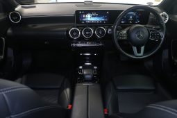 2020 Mercedes-Benz A180 full