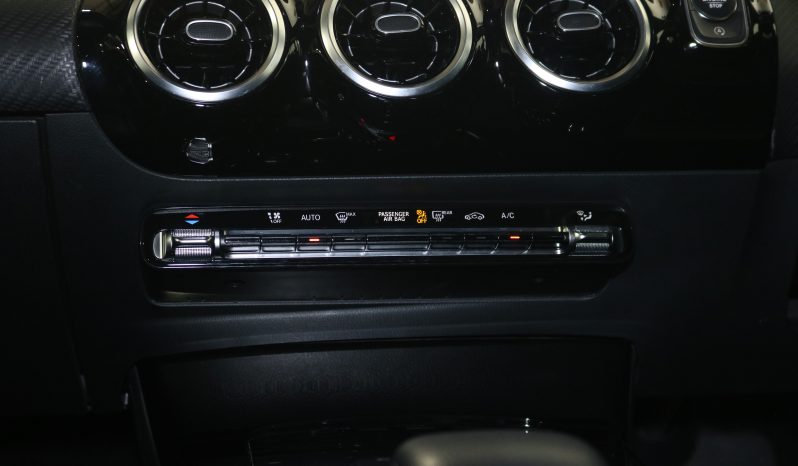 2020 Mercedes-Benz A180 full
