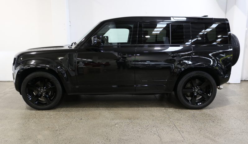 2022 Land Rover Defender 110 V8 full