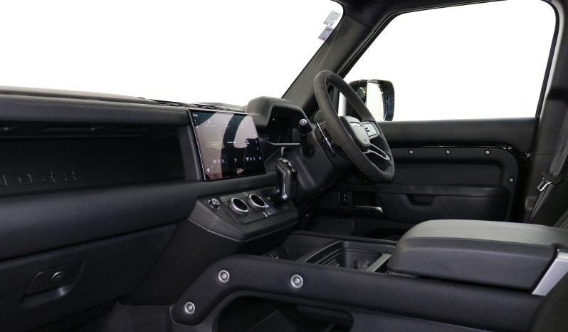 2022 Land Rover Defender 110 V8 full