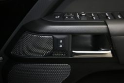 2022 Land Rover Defender 110 V8 full
