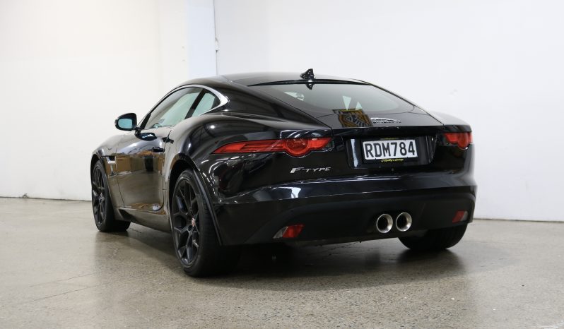 2017 Jaguar F-Type full