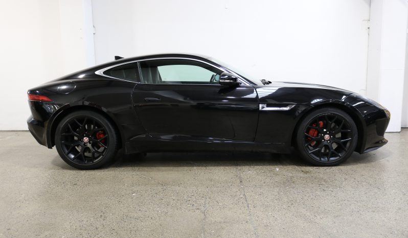 2017 Jaguar F-Type full