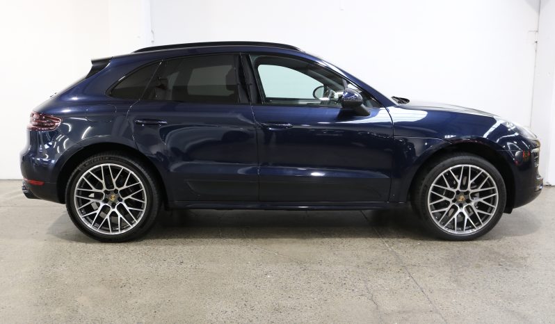 2016 Porsche Macan GTS full
