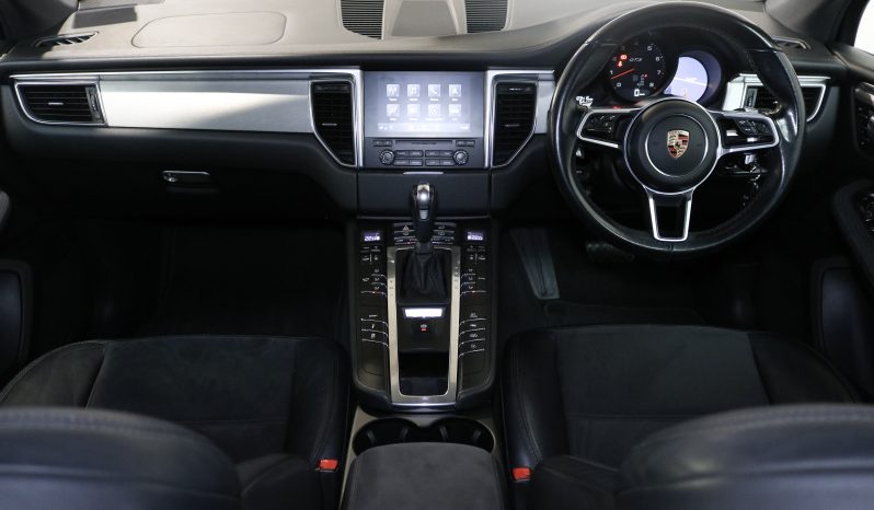 2016 Porsche Macan GTS full