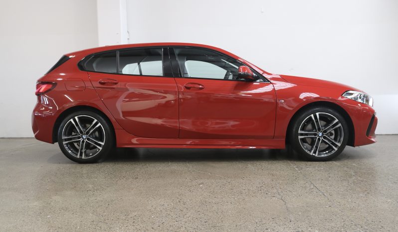2024 BMW 118i M-Sport full
