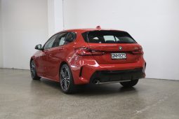 2024 BMW 118i M-Sport full
