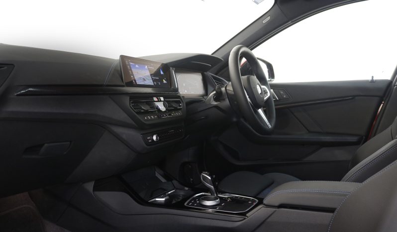 2024 BMW 118i M-Sport full