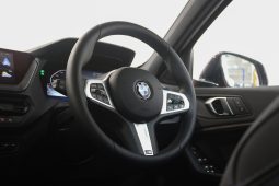 2024 BMW 118i M-Sport full