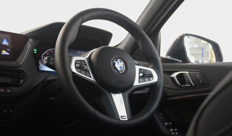 2024 BMW 118i M-Sport full