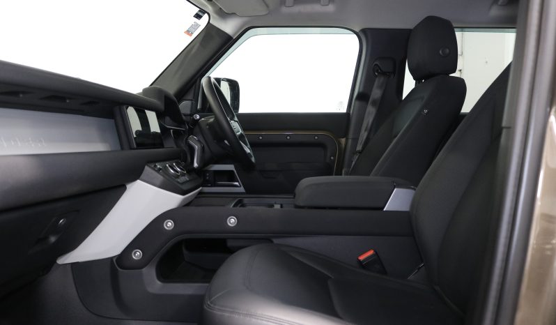 2023 Land Rover Defender 110 D300 SE full
