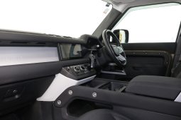 2023 Land Rover Defender 110 D300 SE full