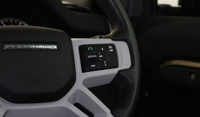 2023 Land Rover Defender 110 D300 SE full