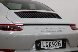 2019 Porsche Carrera GTS full