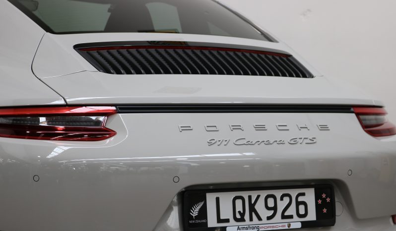 2019 Porsche Carrera GTS full