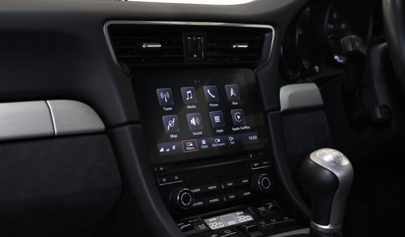2019 Porsche Carrera GTS full