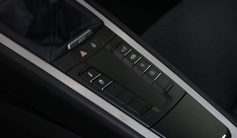 2019 Porsche Carrera GTS full