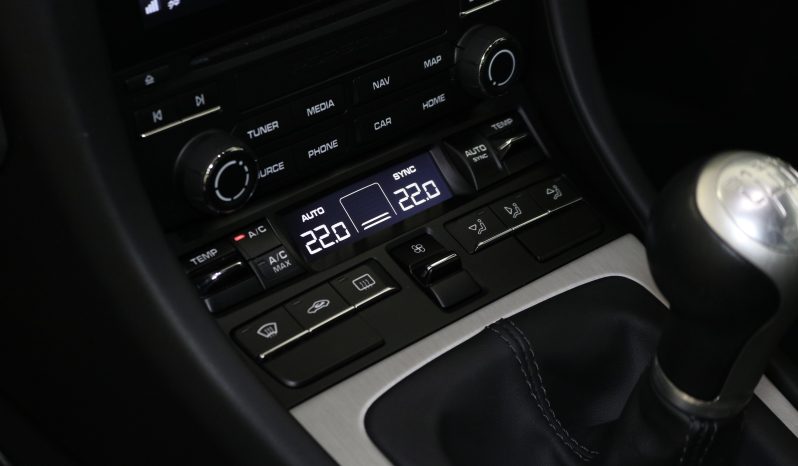 2019 Porsche Carrera GTS full
