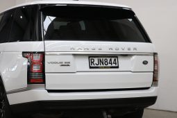 2017 Land Rover Range Rover Vogue SDV8 SE full