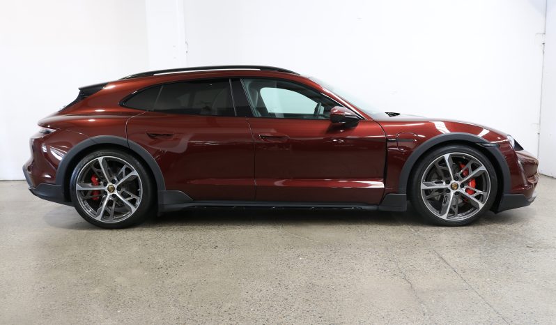 2022 Porsche Taycan 4S Cross Turismo full