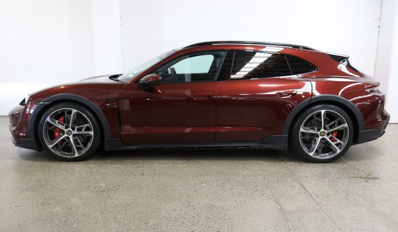 2022 Porsche Taycan 4S Cross Turismo full
