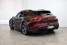 2022 Porsche Taycan 4S Cross Turismo full