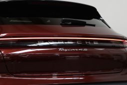 2022 Porsche Taycan 4S Cross Turismo full